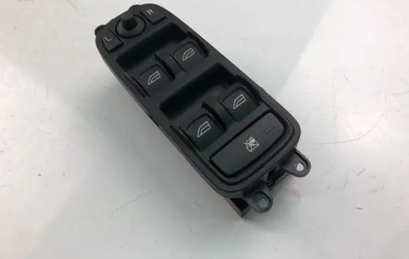 Volvo V50 Electric window control switch 30773210