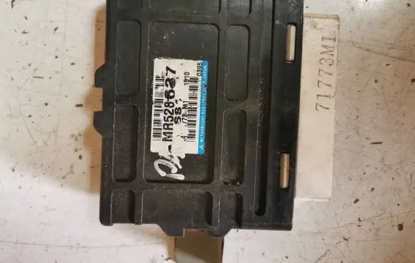 Mitsubishi Pajero Gearbox control unit/module MR528637 71773M1