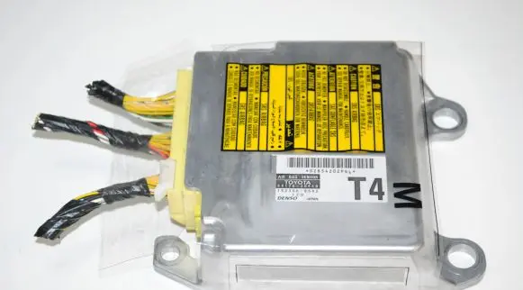 Lexus GS 300 350 430 450H Airbag control unit/module 8917030440