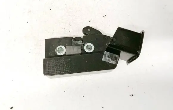 Toyota Auris 150 Seat back rest lock catch 2m51a61383ba 2m51-a61383-ba