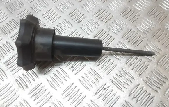 Audi A3 S3 8L Spare wheel bolt 8L0803899B