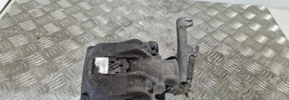 Iveco Daily 6th gen Rear brake caliper 504360795