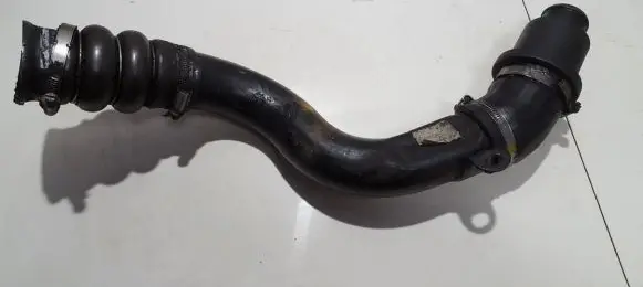 Ford Focus Intercooler hose/pipe XS4Q9F796DE XS4Q-9F796-DE