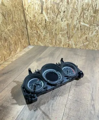 Mercedes-Benz C W204 Speedometer (instrument cluster) A2049004308