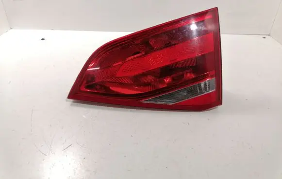 Audi A4 S4 B8 8K Tailgate rear/tail lights