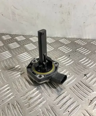 Audi A6 S6 C6 4F Oil level sensor 06E907660
