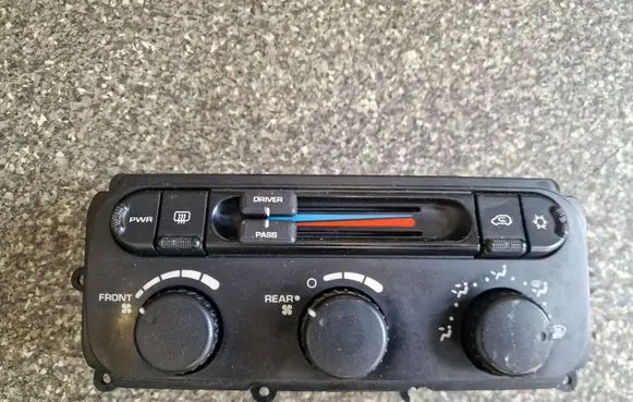 Chrysler Voyager Climate control unit
