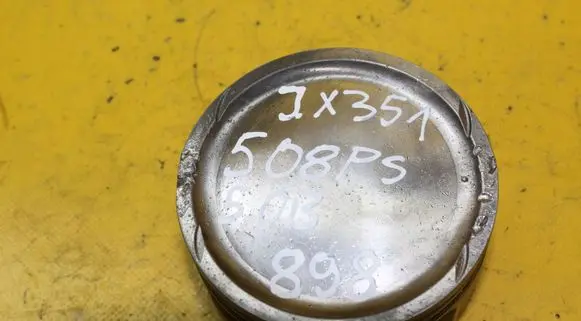 Jaguar XJ X351 Piston 092190