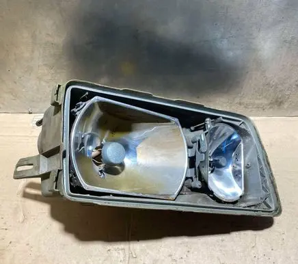 Mercedes-Benz S W126 Headlight part 1305235049