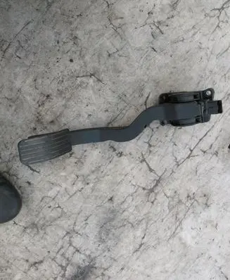 Peugeot 206 Brake pedal bracket assembly 9645852280