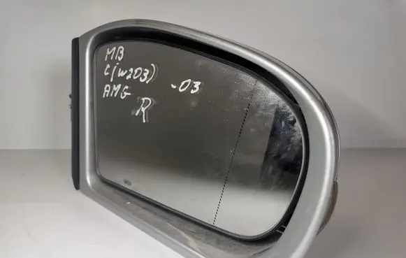 Mercedes-Benz C W203 Front door electric wing mirror 413133417 413133418