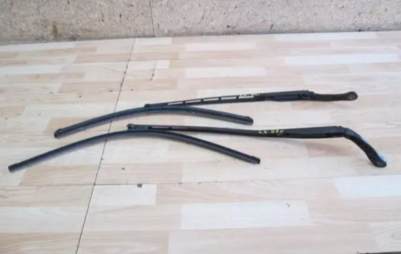 Citroen C4 Grand Picasso Windshield/front glass wiper blade 