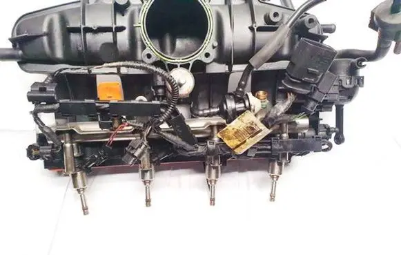 Fuel main line pipe