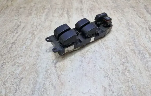 Toyota Avensis T250 Electric window control switch 54358022A 1000452