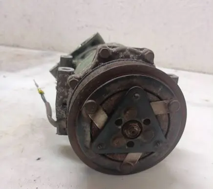 Volvo V50 Air conditioning (A/C) compressor (pump) SD7V16 5693610424