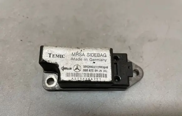 Mercedes-Benz E W210 Airbag deployment crash/impact sensor 0008209926