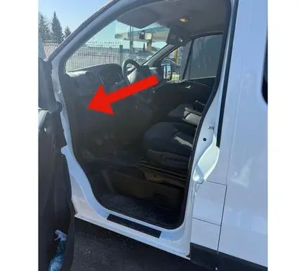 Opel Vivaro Dashboard side end trim 93868017 93452502 689211920R