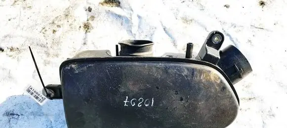 Air filter box