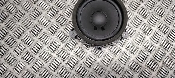 Volvo V70 Rear door speaker 30657445