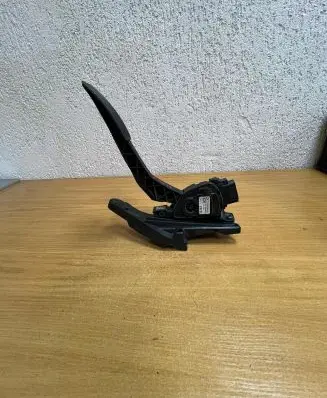 Jaguar XF X250 Accelerator throttle pedal 9X239F832AB 6PV00969820