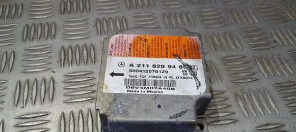 Mercedes-Benz E W211 Airbag control unit/module A2118209485 5004152070129