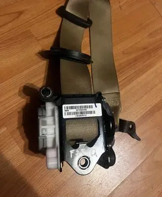 BMW X3 F25 Front seatbelt 0717E9T1XK 306961599J38