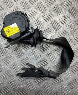 Audi Q7 4M Third row seat belt 