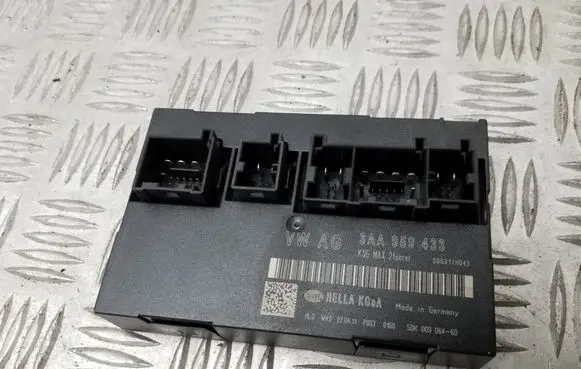 Volkswagen PASSAT B7 Comfort/convenience module 3AA959433