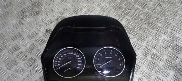 BMW 1 F20 F21 Speedometer (instrument cluster)