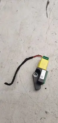 Seat Alhambra (Mk2) Airbag deployment crash/impact sensor 8k0973323S