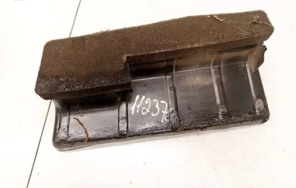 Volkswagen PASSAT B4 Other interior part 333867706