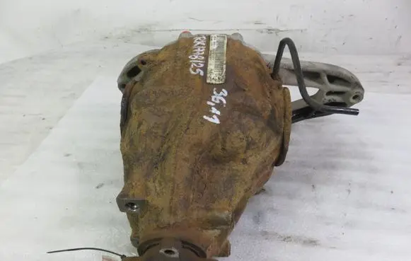 Mercedes-Benz Vito Viano W639 Rear differential A6393510108 A6393501414 3611