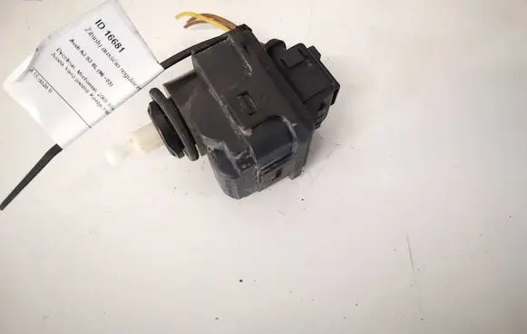 Audi A6 S6 C5 4B Headlight level adjustment motor 8L0941295