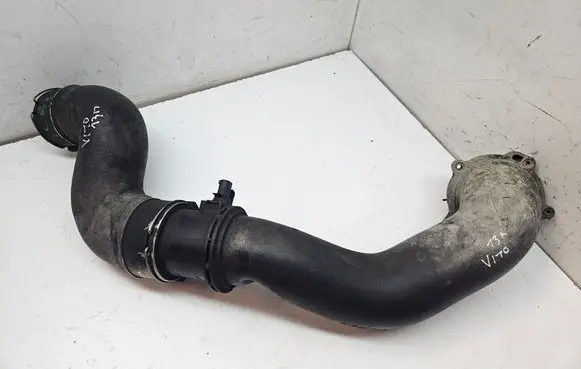 Intercooler hose/pipe