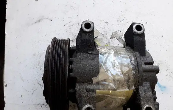 Nissan Almera Tino Air conditioning (A/C) compressor (pump)