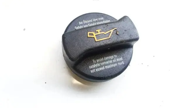 Audi A6 S6 C5 4B Oil filler cap 06b103485b