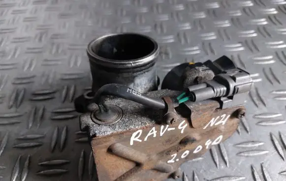 Toyota RAV 4 (XA20) Throttle valve 8967221020