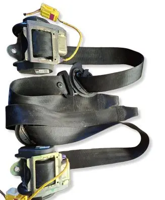 Volkswagen Golf V Front seatbelt 602213500 602213900
