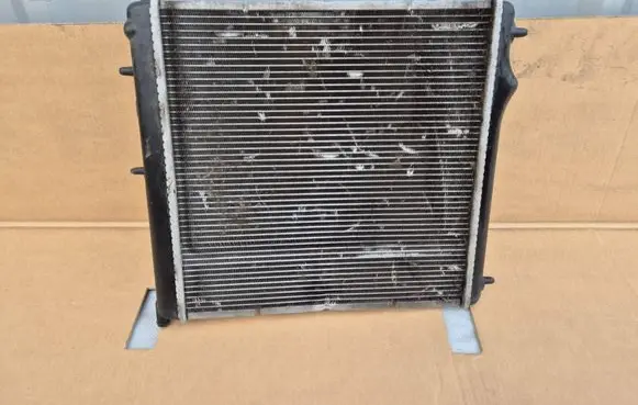 Citroen C3 Coolant radiator 870860300
