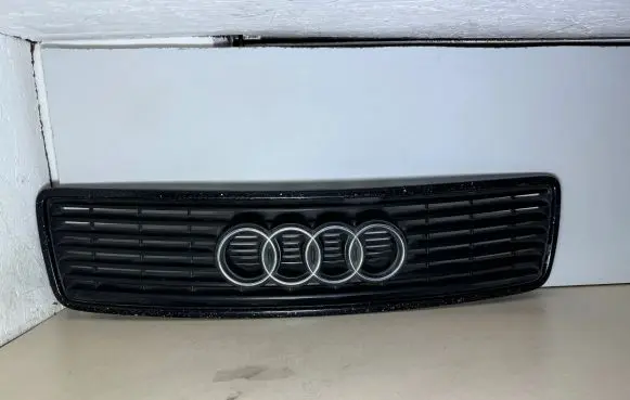 Audi A6 S6 C4 4A Front grill 4A0853651
