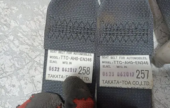 Mitsubishi L200 Set of seat belts TTCAH0FN346