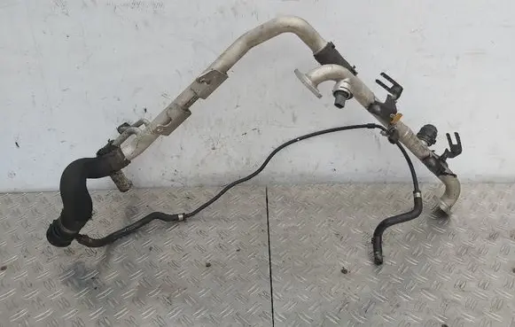 Audi A6 S6 C6 4F Engine coolant pipe/hose 079121071BJ 079121070BQ