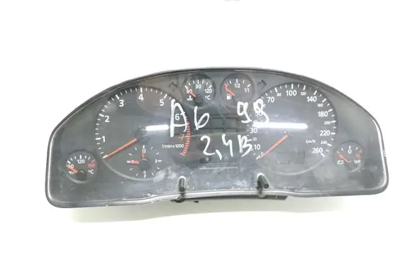 Audi A6 S6 C5 4B Speedometer (instrument cluster) 4B0919860P