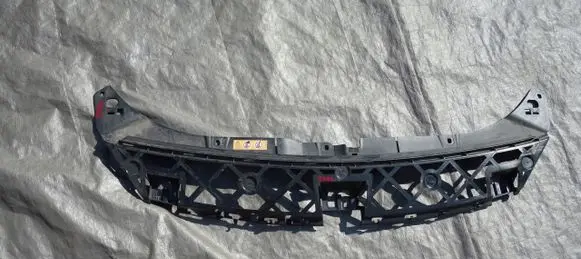 Mercedes-Benz CLA C118 X118 Front bumper mounting bracket A1188854500