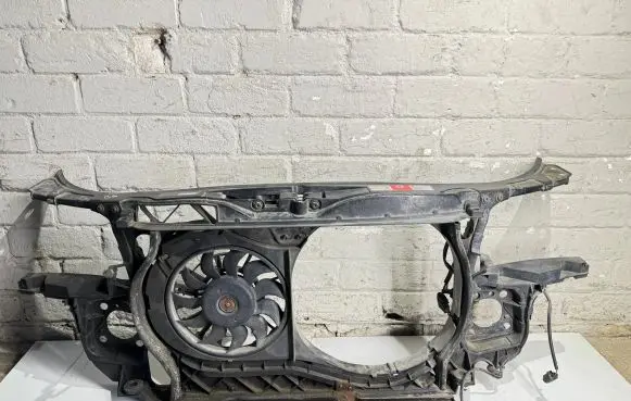 Audi A4 S4 B6 8E 8H Radiator support slam panel 8e085594A