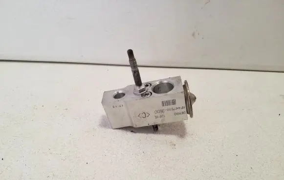 Honda CR-V Air conditioning (A/C) expansion valve MF4475003600