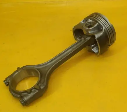 Seat Leon (5F) Piston with connecting rod 71L66
