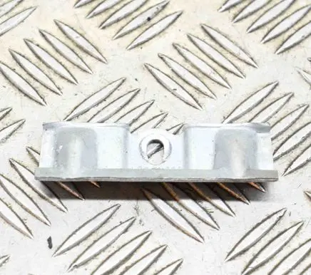 Battery bracket