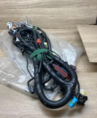 Ford Focus C-MAX Engine installation wiring loom 1357027 3M5T12A690PK