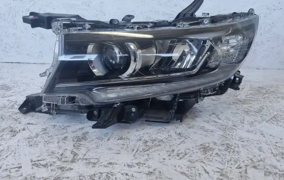 Toyota Land Cruiser (J150) Headlight/headlamp